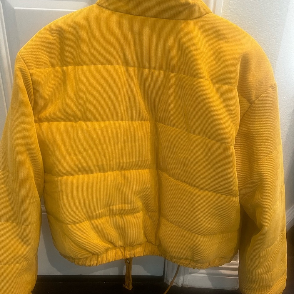 Puffer Jacket - Picture 3 of 4